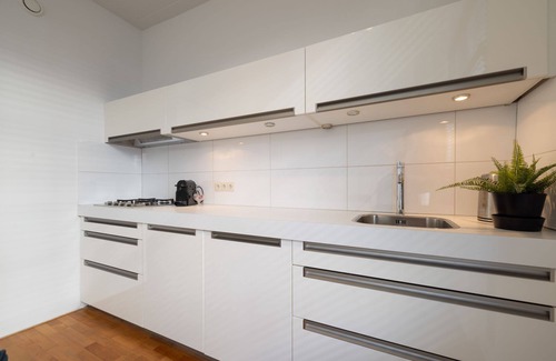 Museum Quarter Apartment | Charming Apartment on the P.C. Hooftstraat. Stylish Comfort in the Heart of Amsterdam.