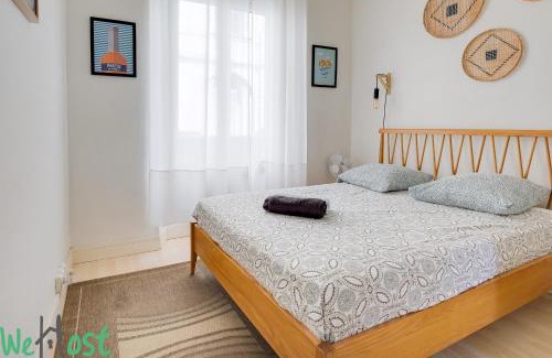 Hotel-de-Ville Apartment | Charming apartment with Cosy Balcony Old Port