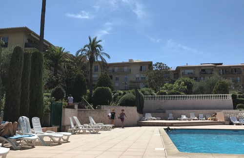 Saint-Tropez Apartment | Charming Appt. Ground floor with swimming pool 5 min from Saint Tropez town center