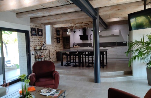 Cardet House | Charming barn renovated workshop style . Heated swimming pool