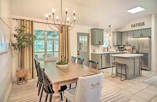 Highlands - Perkins House | Charming Baton Rouge Retreat ~ 3 Mi to LSU!
