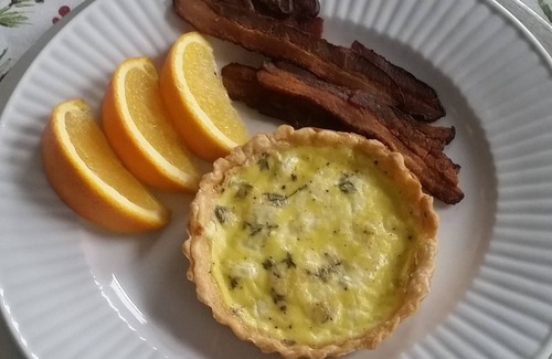 Everett Bed & Breakfast | Charming bed & breakfast in peaceful Snohomish