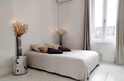 Conques-sur-Orbiel Bed & Breakfast | Charming bed and breakfast less than 15 minutes from Carcassonne Room 1