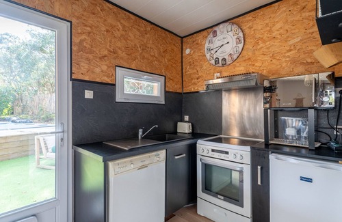 Biscarrosse House | Charming Biscarrosse Lake Home - 4BR, Pool, A/C, Near Beach & Cycling, Sleeps 8