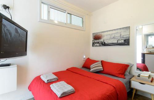 Tel Aviv Apartment | Charming Boutique Studio - TLv Center