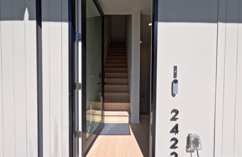 Land Park Apartment | Charming brand new studio close to downtown with WiFi, AC.