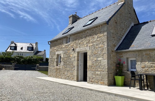 Plouescat House | Charming Breton House Just Steps from the Beach (100 meters, Easy Access)