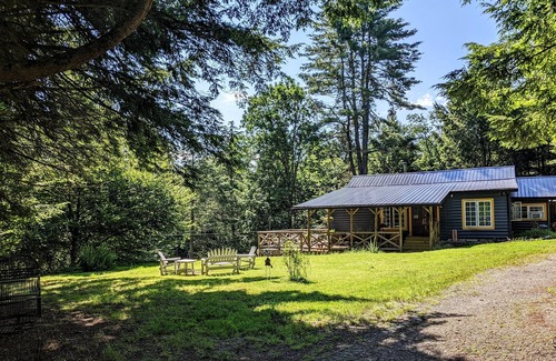 Smallwood Apartment | Charming Brook Side Retreat by The Forest Reserve