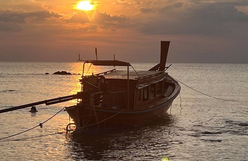 Ko Lanta House | Charming bungalow with WiFi and AC 500 meters from beautiful Phra Ae Beach