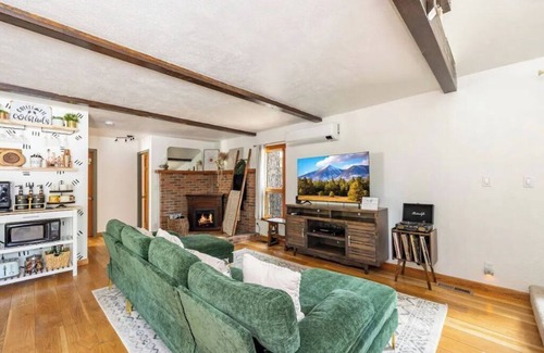 Munds Park Cabin | Charming Cabin close to Flagstaff, Sedona & Hiking