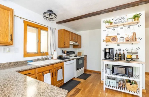 Munds Park Cabin | Charming Cabin close to Flagstaff, Sedona & Hiking