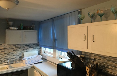 East Sandwich Cottage | Charming Cape Cod Private Beach Cottage at the Bay!