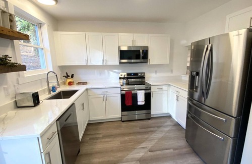 Sapphire Cottage | Charming Carolina Cottage Nestled in Blue Ridge Mtns Sapphire, Toxaway, Cashiers