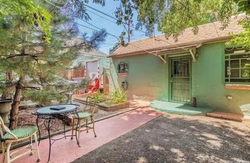 City Park West Cottage | Charming Carriage House w/Private Yard and Entrance