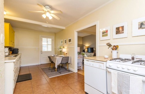 Durham House | Charming Carriage House on Historic Scenic Farm