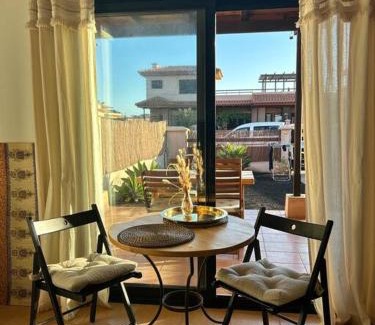 La Oliva House | Charming Casa in Majanicho