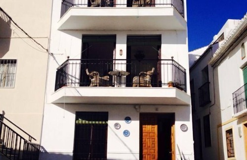 Salobrena House | Charming casa in Salobrena's old town with views of the med & mountains