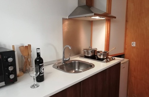 La Zubia House | Charming Casita, Jacuzzi, Pool and Garden