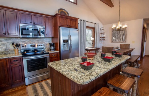Boone Ski Chalet | Charming Chalet with Sweeping Views
