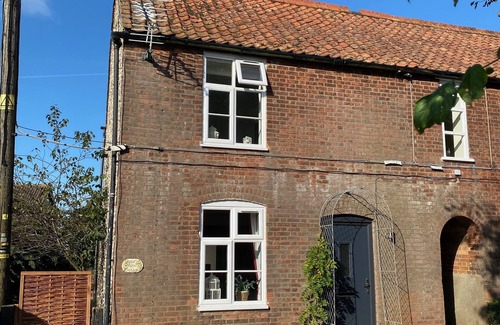 Aldborough Cottage | Charming Character Cottage Holt Norfolk