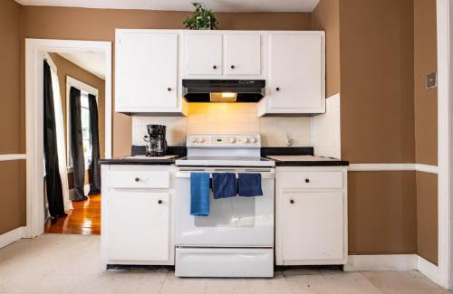 Chicopee Apartment | Charming Chicopee Getaway