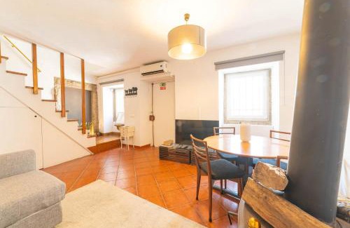 Sao Jose Apartment | Charming Classic-Rustic Retreat in Historic Lisbon