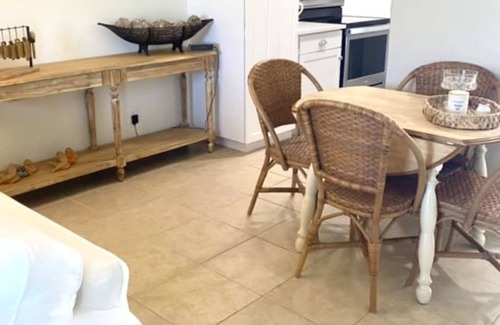 Glenwood Condo | Charming Coastal Condo. Relax by the Pool or Enjoy the Quiet Beaches.