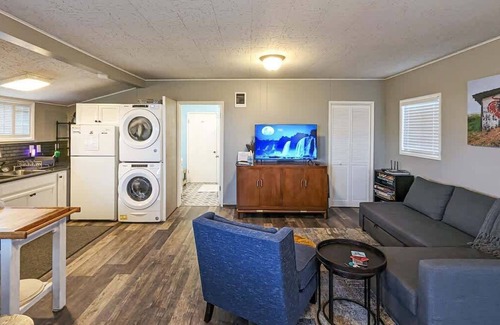 Sequim House | Charming Coastal Hideaway Cozy Crab Shack Retreat