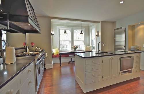 Plymouth House | Charming Converted Carriage House, Historic Downtown near Harbor