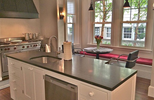 Plymouth House | Charming Converted Carriage House, Historic Downtown near Harbor
