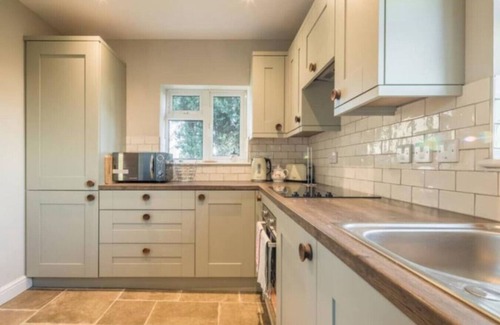 Littleport House | Charming & Cosy - Bewick Cottage