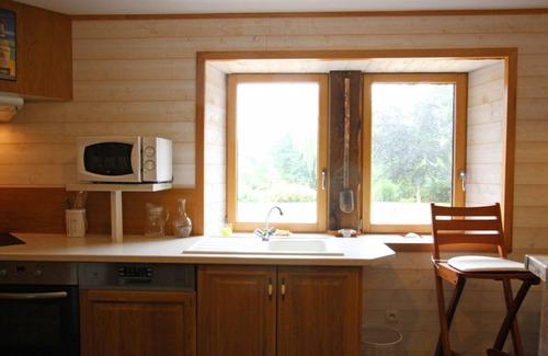 Le Val-Saint-Pere Cottage | Charming Cottage with Garden, Near Mont Saint-Michel: 3 Bedrooms, Fireplace, and Modern Amenities