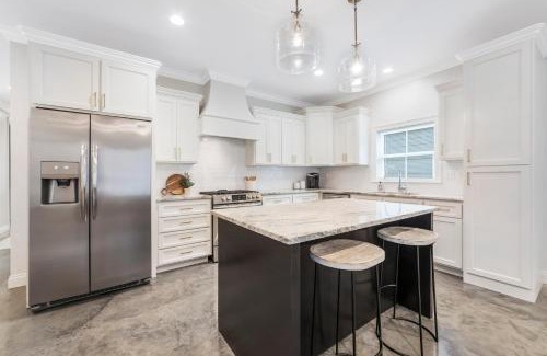 Lafayette House | Charming Cottage built in 2019
