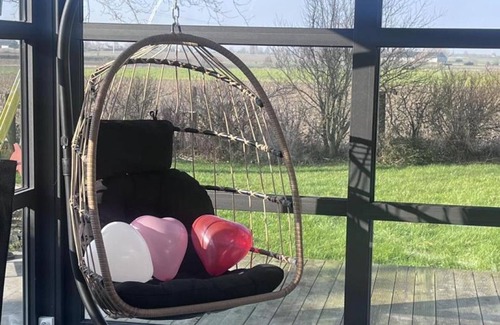 Oudezeele Cottage | Charming Cottage in Flandres with Garden and Spa (Surcharges Apply)