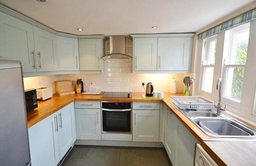 Carnhedryn Cottage | Charming cottage in peaceful hamlet near St Davids & Solva