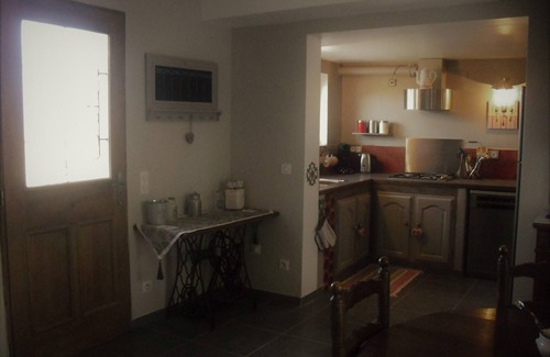 Methamis Cottage | charming cottage in Provencal farmhouse with pool and SPA