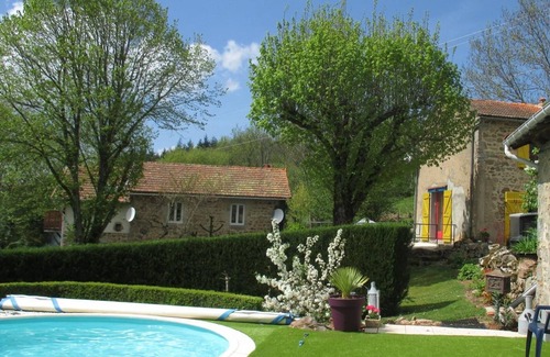 Arfeuilles Cottage | Charming cottage with shared pool, pets allowed, terrace and garden