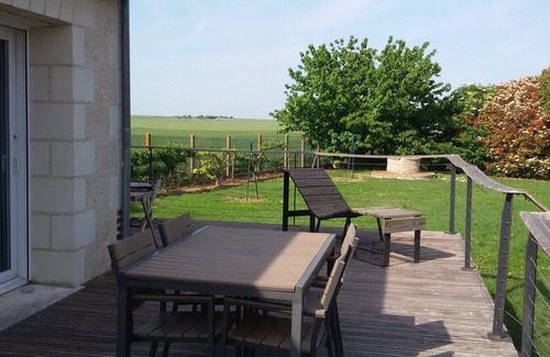 Houssay Cottage | Charming cottage with fireplace and garden, perfect for families