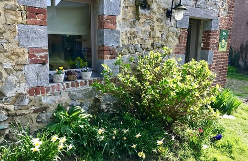 Choisies Cottage | Charming Cottage with Garden, Fireplace & Nearby Bike Path in Heart of Avesnois Nature Park