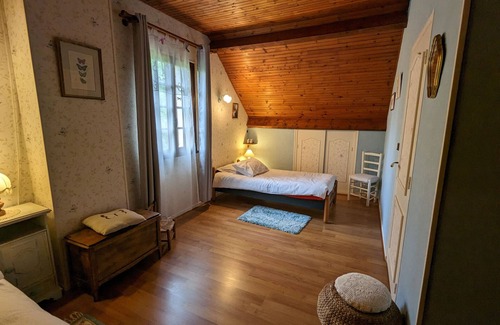 Vannes-sur-Cosson Bed & Breakfast | Charming Country Retreat with Cozy Rooms in Scenic Sologne