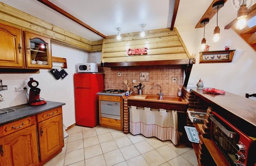 Eppe-Sauvage Cottage | Charming Countryside Cottage with Terrace, Pet-Friendly, Near Val Joly