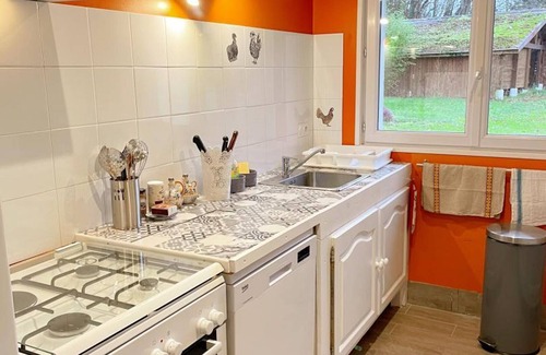 Millancay Cottage | Charming Countryside Cottage with Private Lake, Terrace, and Modern Amenities