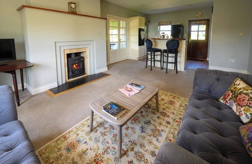 Nohoval House | Charming Countryside Retreat near Kinsale. Minutes from Beaches & Adventure