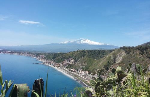 Giarre Apartment | Charming Etna House