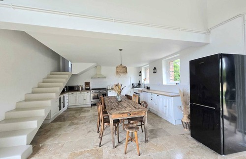 Armentieres-sur-Avre House | Charming farmhouse, calm & swimming pool