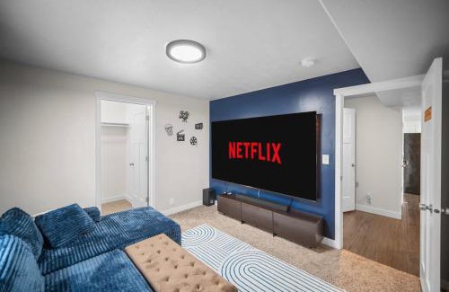 South Jordan House | Charming Family Stay w Arcade Theatre Ski Haven Walking trails and river walk in backyard