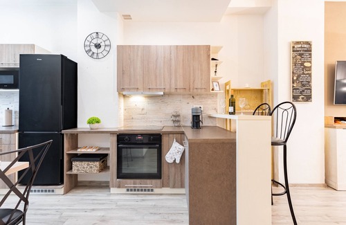 Old Town Apartment | Charming Flat, Steps from Castle - Historic Part
