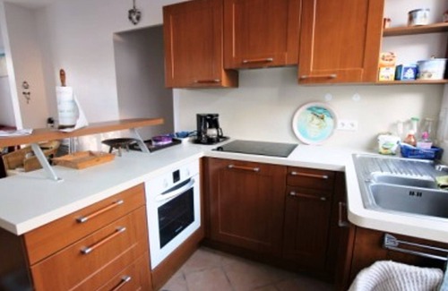 Saint-Brevin-l'Ocean House | Charming Beach House for 5 - Close to Amenities, 3 Bedrooms, BBQ, Parking, Near Main Beach