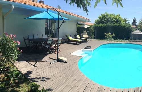 Saint-Medard-en-Jalles House | Charming house with heated pool