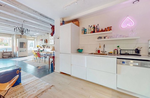 Verteuil-sur-Charente House | Charming house with garden view, Wi-Fi & space for the whole family